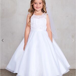 IVORY GOWN LACE BODICE ORGANZA SKIRT/ Gown size 12/ brand new/ Hist Pick